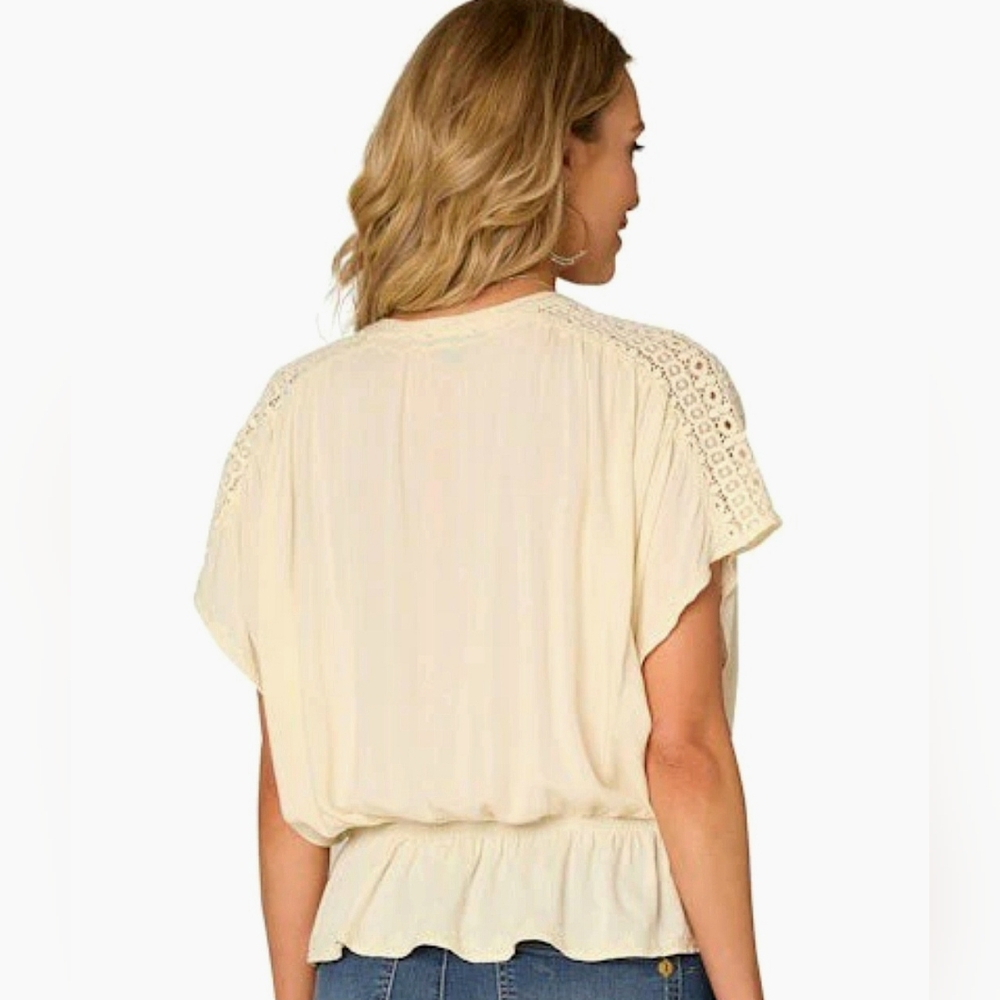 Democracy Cream Crochet Peasant Blouse – Size M - Picture 4 of 16